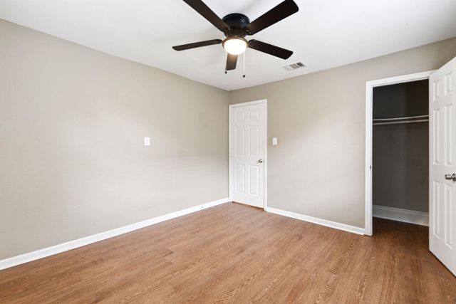509 Ward Road, Baytown, TX 77520