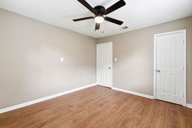 509 Ward Road, Baytown, TX 77520