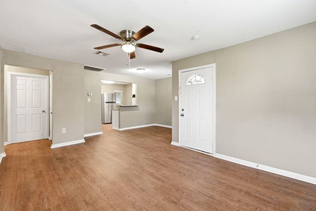 509 Ward Road, Baytown, TX 77520