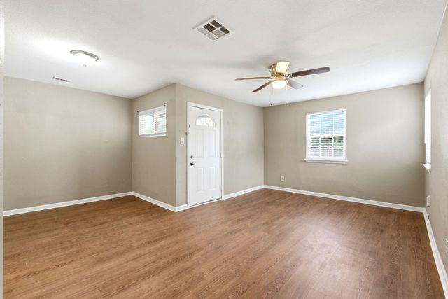 509 Ward Road, Baytown, TX 77520