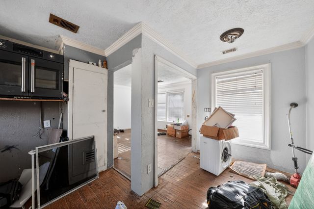 8641 Craige Drive, Dallas, TX 75217