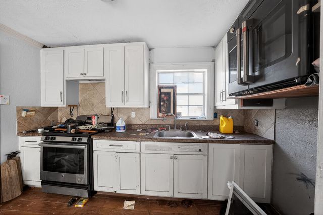 8641 Craige Drive, Dallas, TX 75217