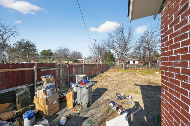 8641 Craige Drive, Dallas, TX 75217