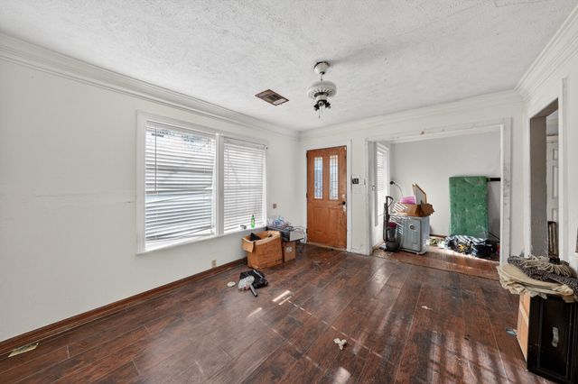 8641 Craige Drive, Dallas, TX 75217