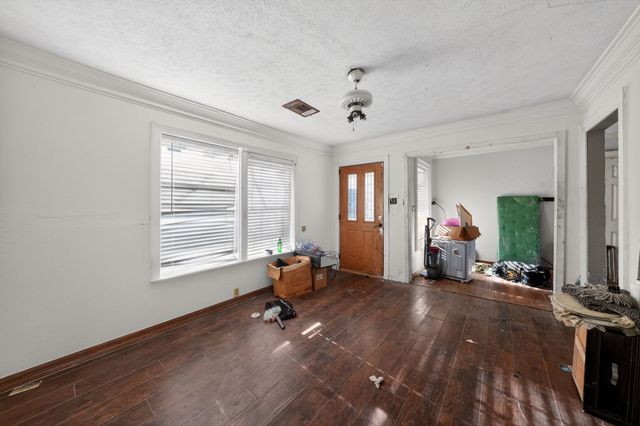 8641 Craige Drive, Dallas, TX 75217