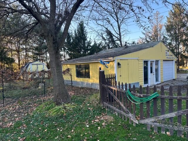 1198 N Babcock Road, Chesterton, IN 46304