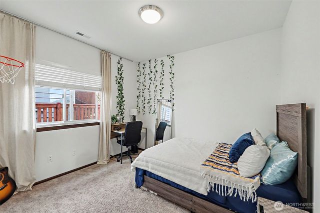 2704 S 120th Place, Burien, WA 98168