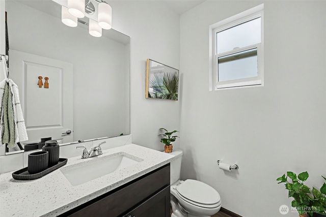 2704 S 120th Place, Burien, WA 98168