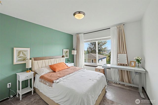2704 S 120th Place, Burien, WA 98168