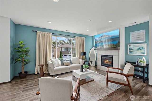 2704 S 120th Place, Burien, WA 98168
