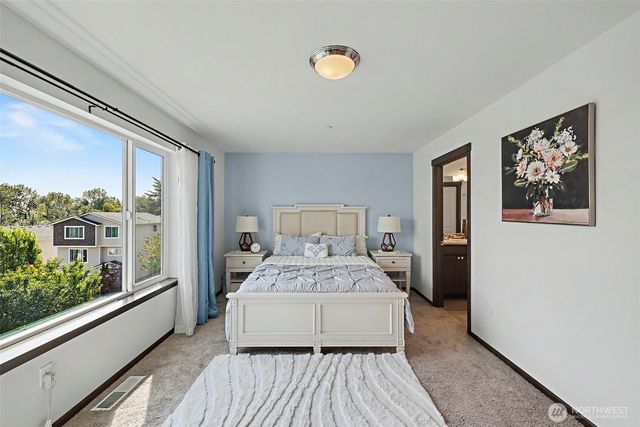 2704 S 120th Place, Burien, WA 98168