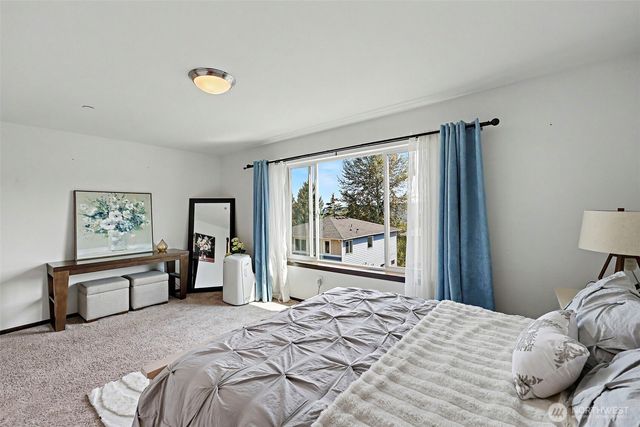 2704 S 120th Place, Burien, WA 98168