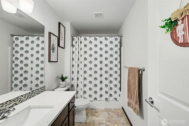 2704 S 120th Place, Burien, WA 98168