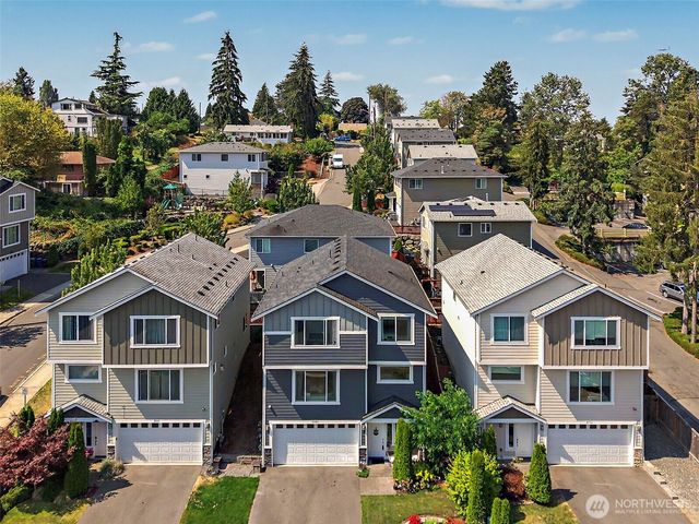 2704 S 120th Place, Burien, WA 98168