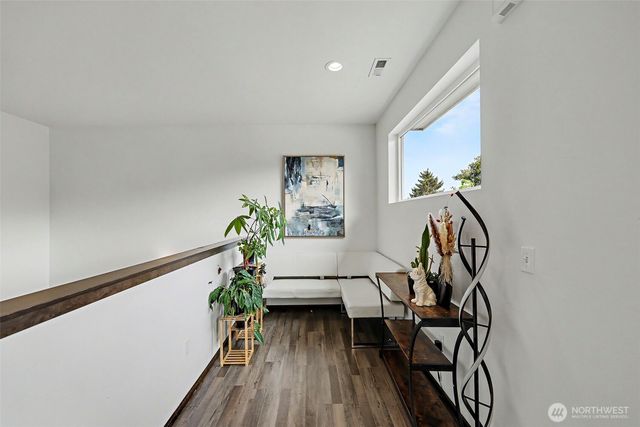 2704 S 120th Place, Burien, WA 98168