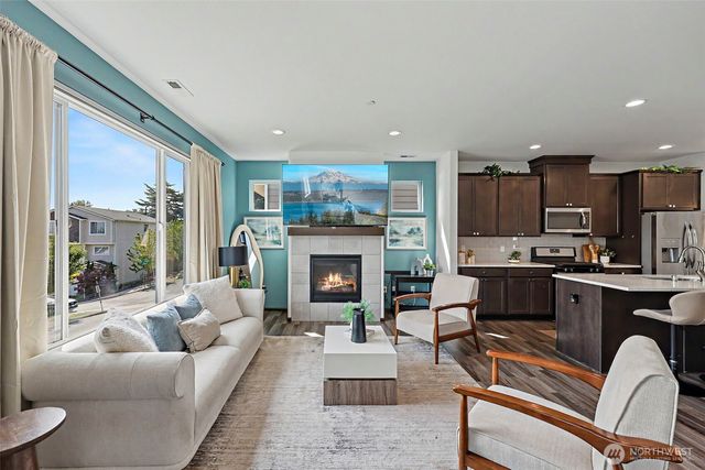 2704 S 120th Place, Burien, WA 98168