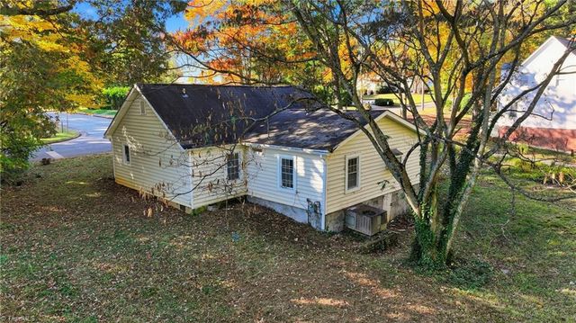 5414 Dobson Road, Greensboro, NC 27410