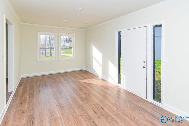 2902 Alhambra Circle, Huntsville, AL 35805