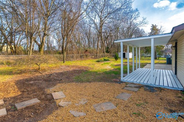 2902 Alhambra Circle, Huntsville, AL 35805