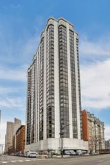 990 N Lake Shore Drive 19B, Chicago, IL 60611