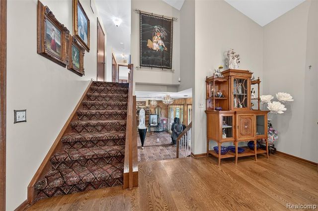7115 Paterese Drive, Bloomfield Hills, MI 48301