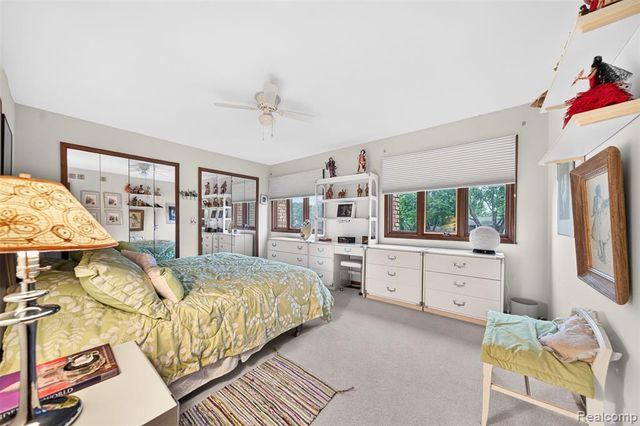7115 Paterese Drive, Bloomfield Hills, MI 48301