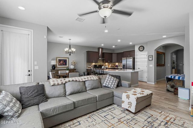 13440 EMERALD RANCH Lane, Horizon City, TX 79928