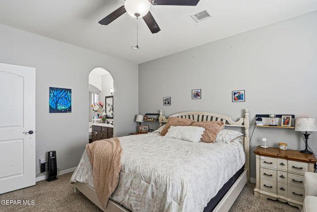 13440 EMERALD RANCH Lane, Horizon City, TX 79928