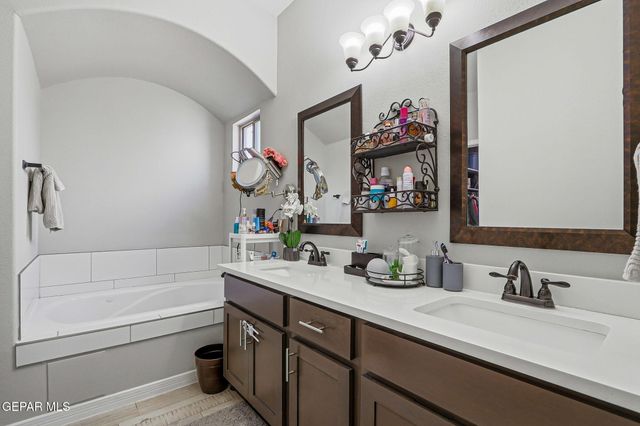 13440 EMERALD RANCH Lane, Horizon City, TX 79928