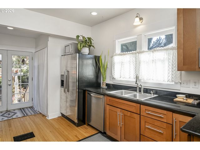 5538 Ne 15TH Ave, Portland, OR 97211