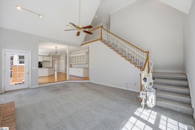 8 Sneed Drive, Taylors, SC 29687