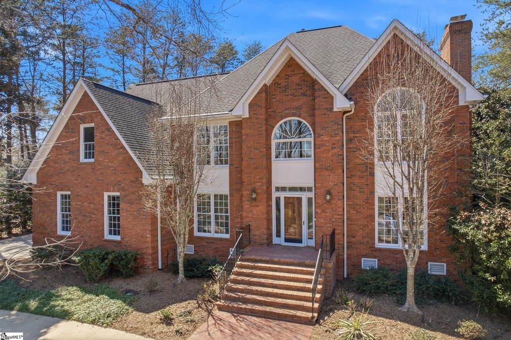 8 Sneed Drive, Taylors, SC 29687