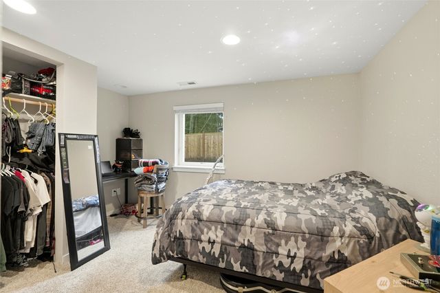 32130 27th Avenue SW, Federal Way, WA 98023