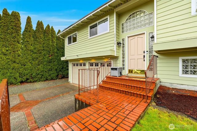 32130 27th Avenue SW, Federal Way, WA 98023
