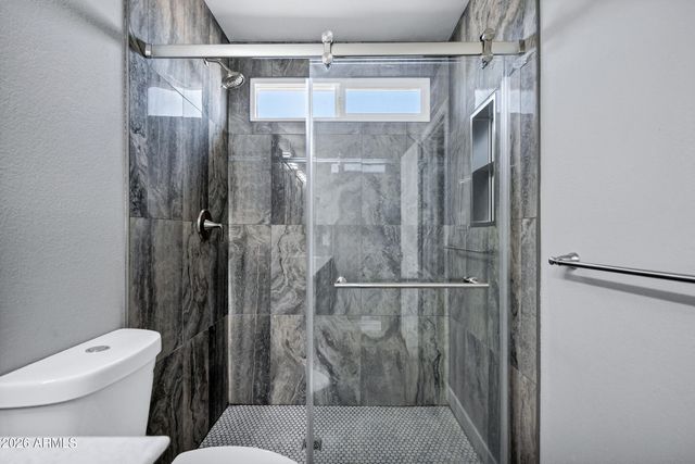 2901 W NORTHVIEW Avenue, Phoenix, AZ 85051