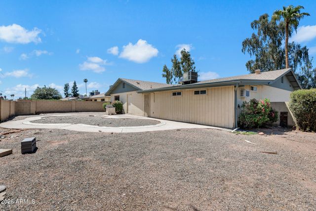 2901 W NORTHVIEW Avenue, Phoenix, AZ 85051