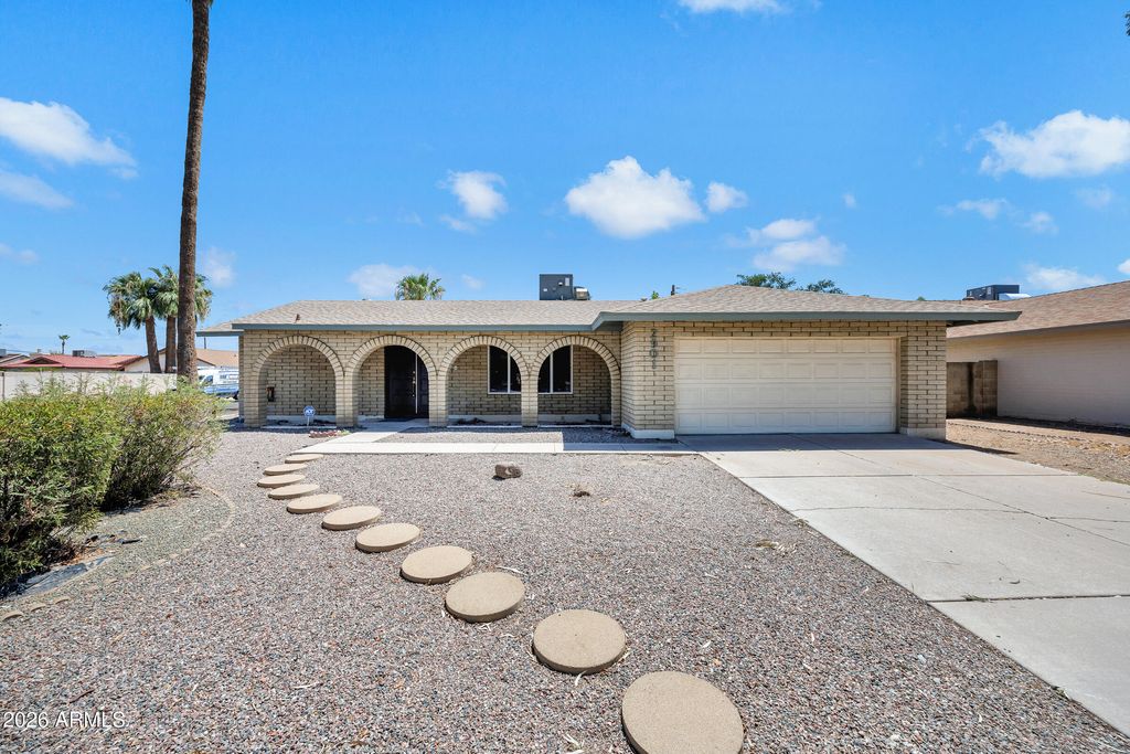 2901 W NORTHVIEW Avenue, Phoenix, AZ 85051