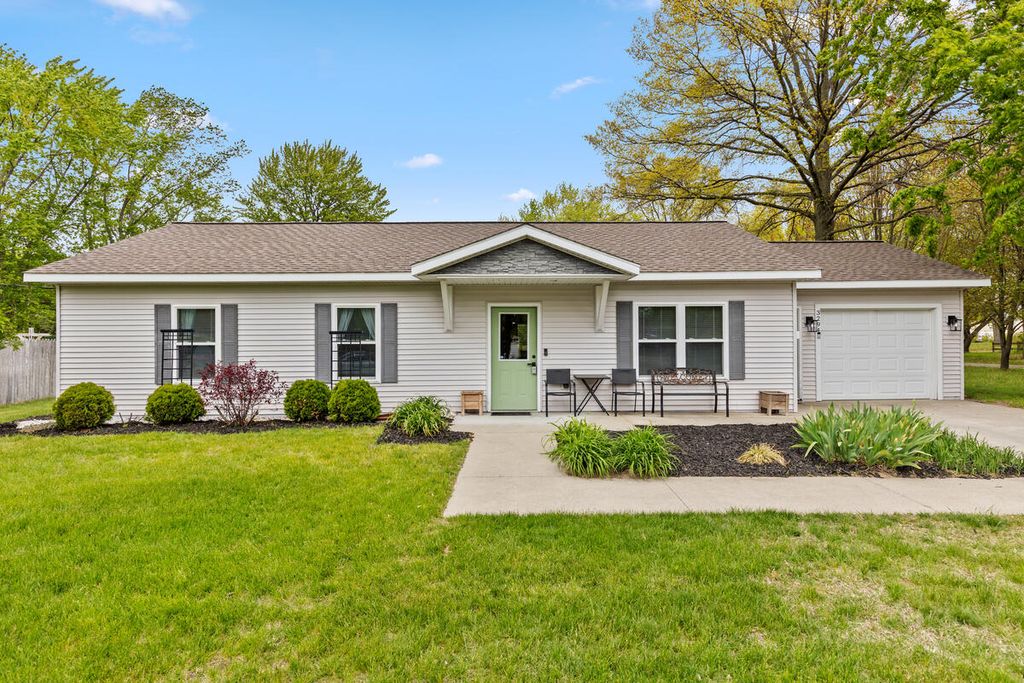 3294 Butternut Drive, Holland, MI 49424