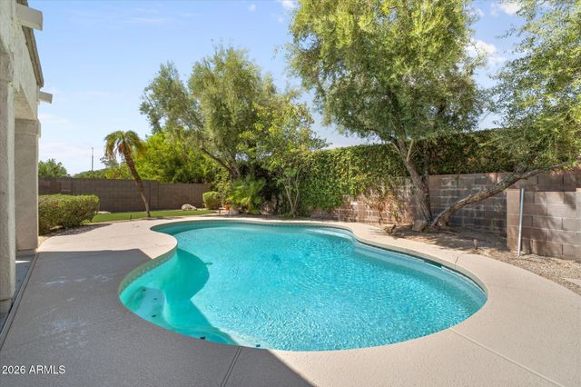 6422 E BLANCHE Drive, Scottsdale, AZ 85254