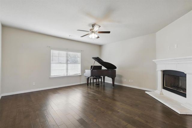 240 Springwood Ranch Loop, Springtown, TX 76082