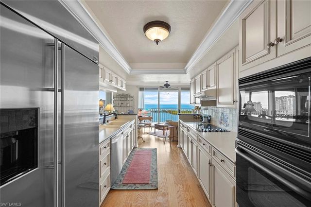5550 Heron Point DR 1201, Naples, FL 34108