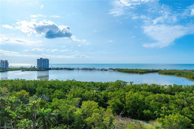 5550 Heron Point DR 1201, Naples, FL 34108