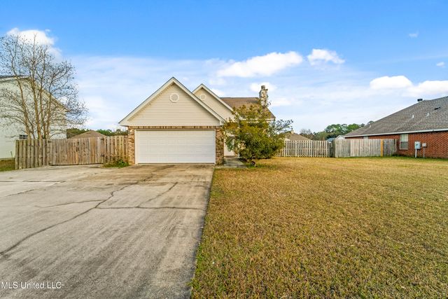 14040 Seymour Drive, D'iberville, MS 39540