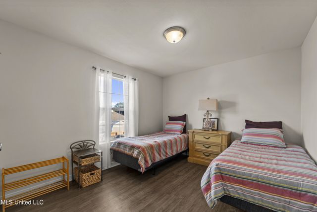 14040 Seymour Drive, D'iberville, MS 39540