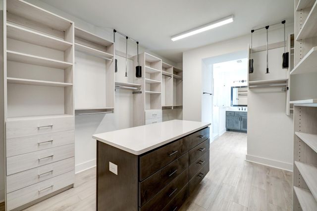 3105 Somerset Levens Lane, Houston, TX 77055