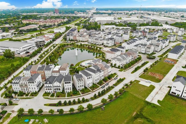 3105 Somerset Levens Lane, Houston, TX 77055