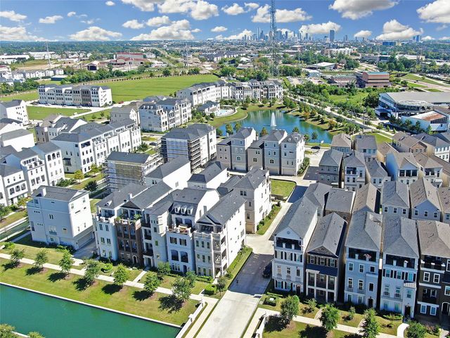 3105 Somerset Levens Lane, Houston, TX 77055