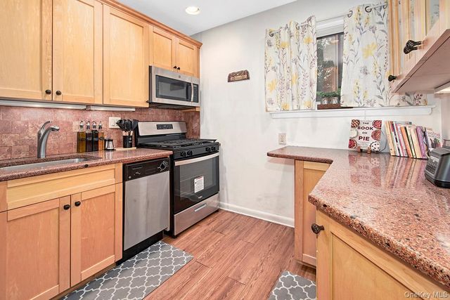 70 West Street C9, Harrison, NY 10528