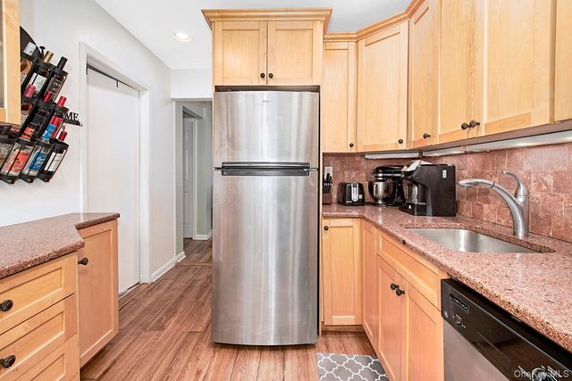70 West Street C9, Harrison, NY 10528