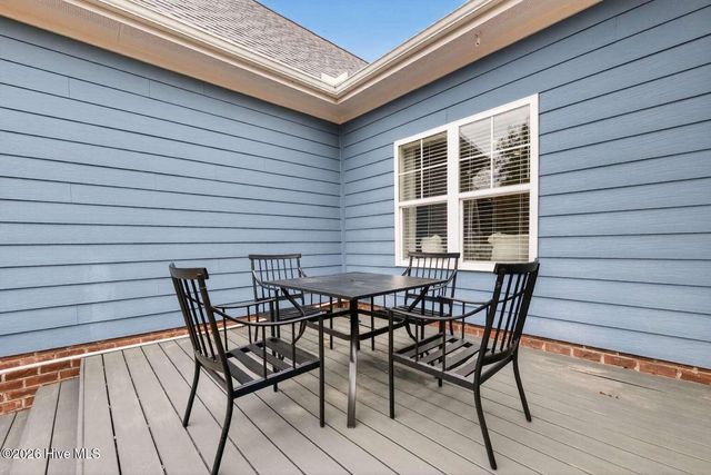 127 Longleaf Drive, West End, NC 27376